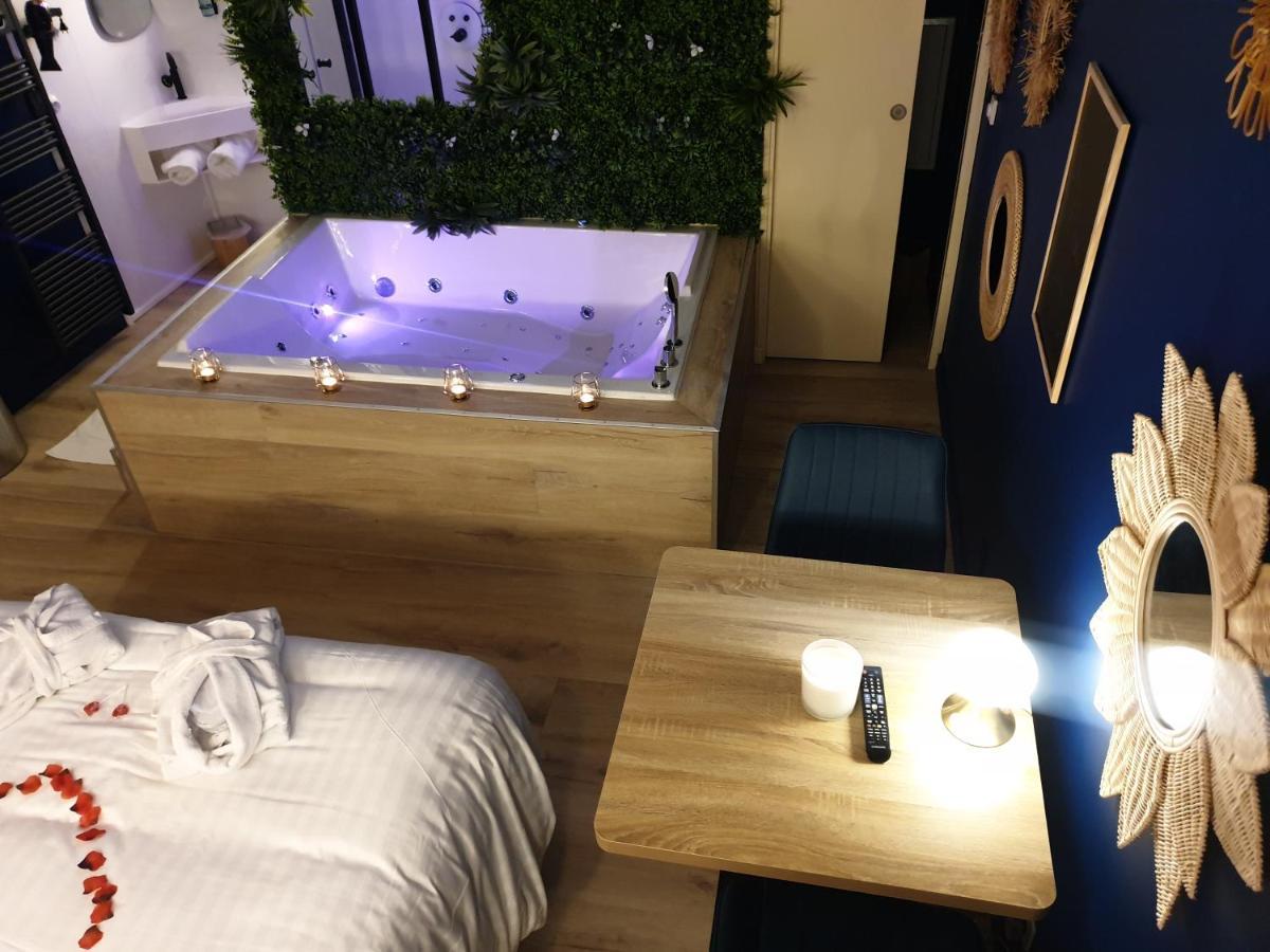 La Parenthese Envoutee Aparthotel Amiens Kültér fotó