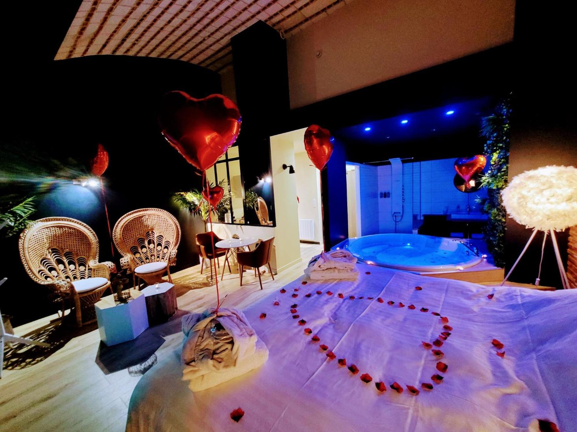 La Parenthese Envoutee Aparthotel Amiens Kültér fotó